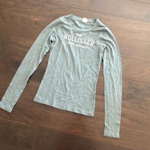 Hollister grey long sleeve tee size S